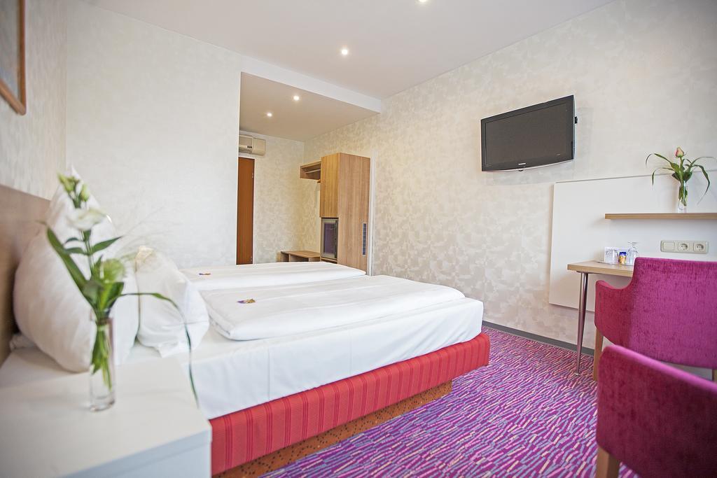 Hotel Am Bismarck MHG Camera foto